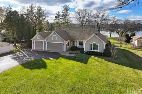 Photo of 4505 GIANT OAK Drive, McHenry, IL 60050 (MLS # 12525212)