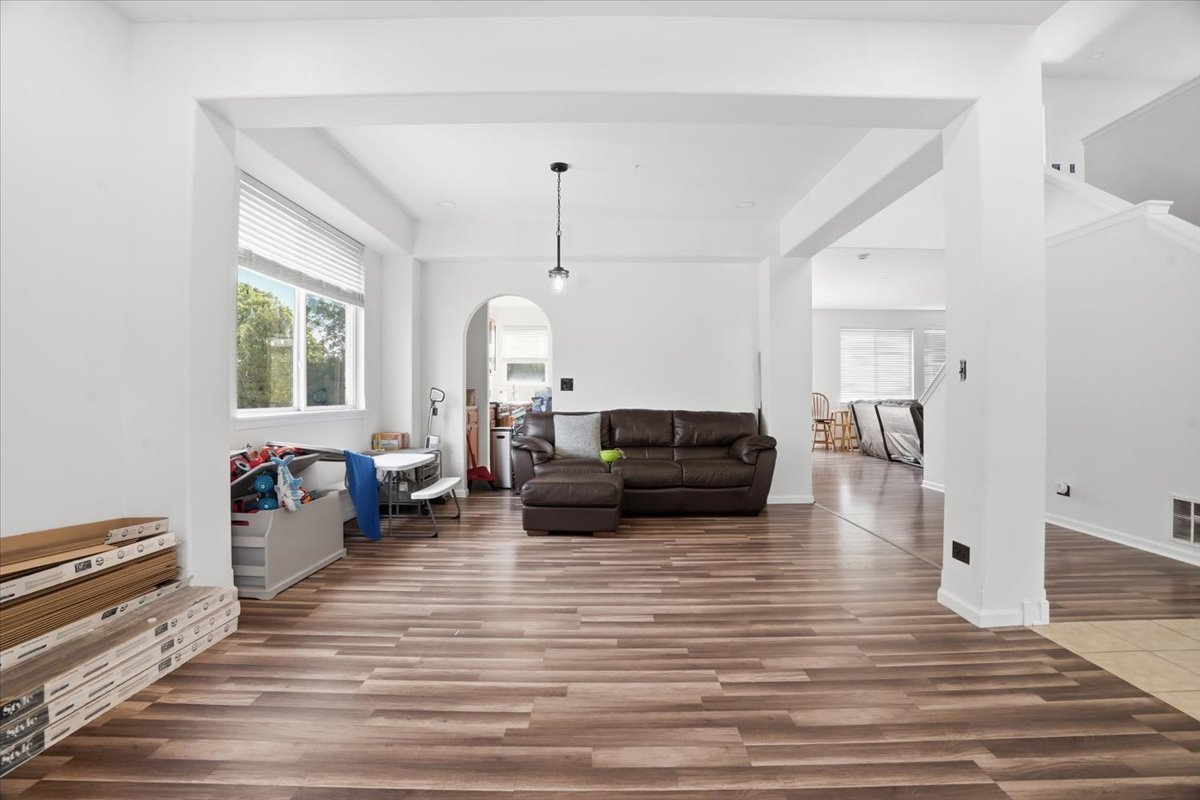 1321 Wentworth Drive