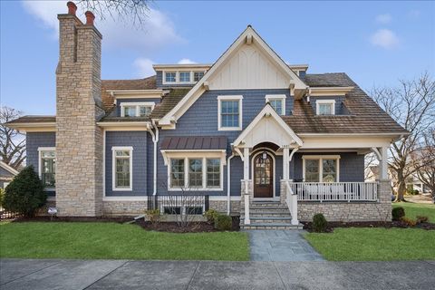 Photo of 1801 Elmwood Avenue, Wilmette, IL 60091 (MLS # 12586863)