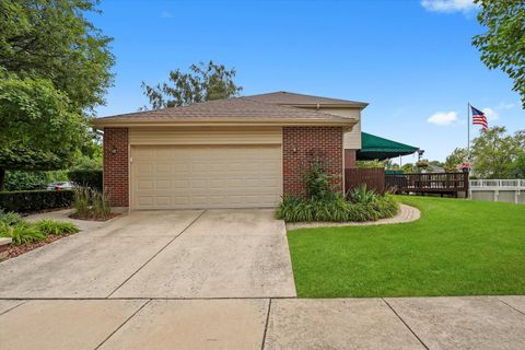 Tiny photo for 16620 Pear Avenue, Orland Park, IL 60467 (MLS # 12600128)