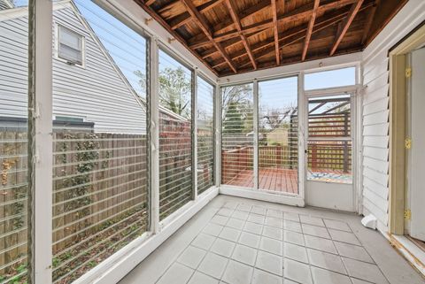 Tiny photo for 1311 Oneida Street, Joliet, IL 60435 (MLS # 12624094)