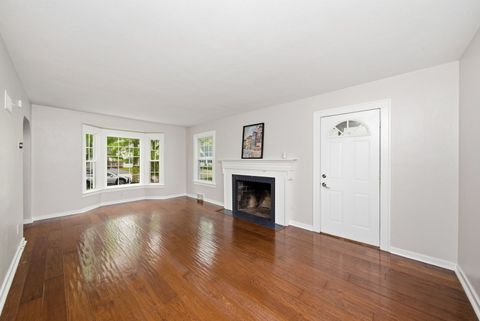 Tiny photo for 1311 Oneida Street, Joliet, IL 60435 (MLS # 12624094)