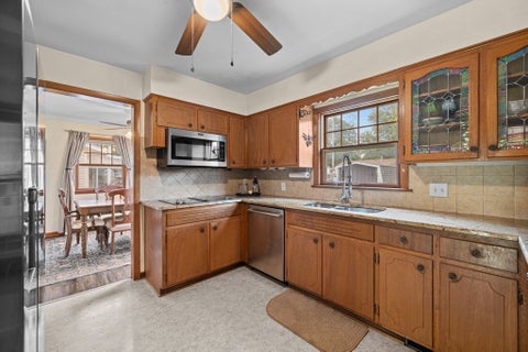 Tiny photo for 3610 37th Street, Moline, IL 61265 (MLS # 12758352)
