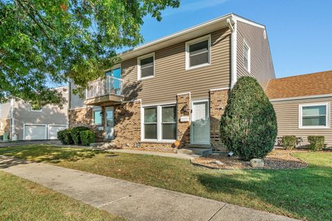 Photo of 7686 159th Place, Tinley Park, IL 60477 (MLS # 12492703)