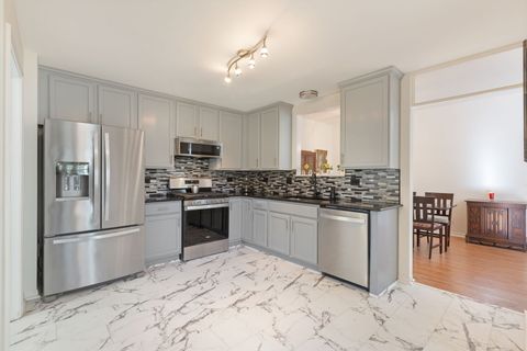 Tiny photo for 94 W Essington Drive, Round Lake, IL 60073 (MLS # 12516563)