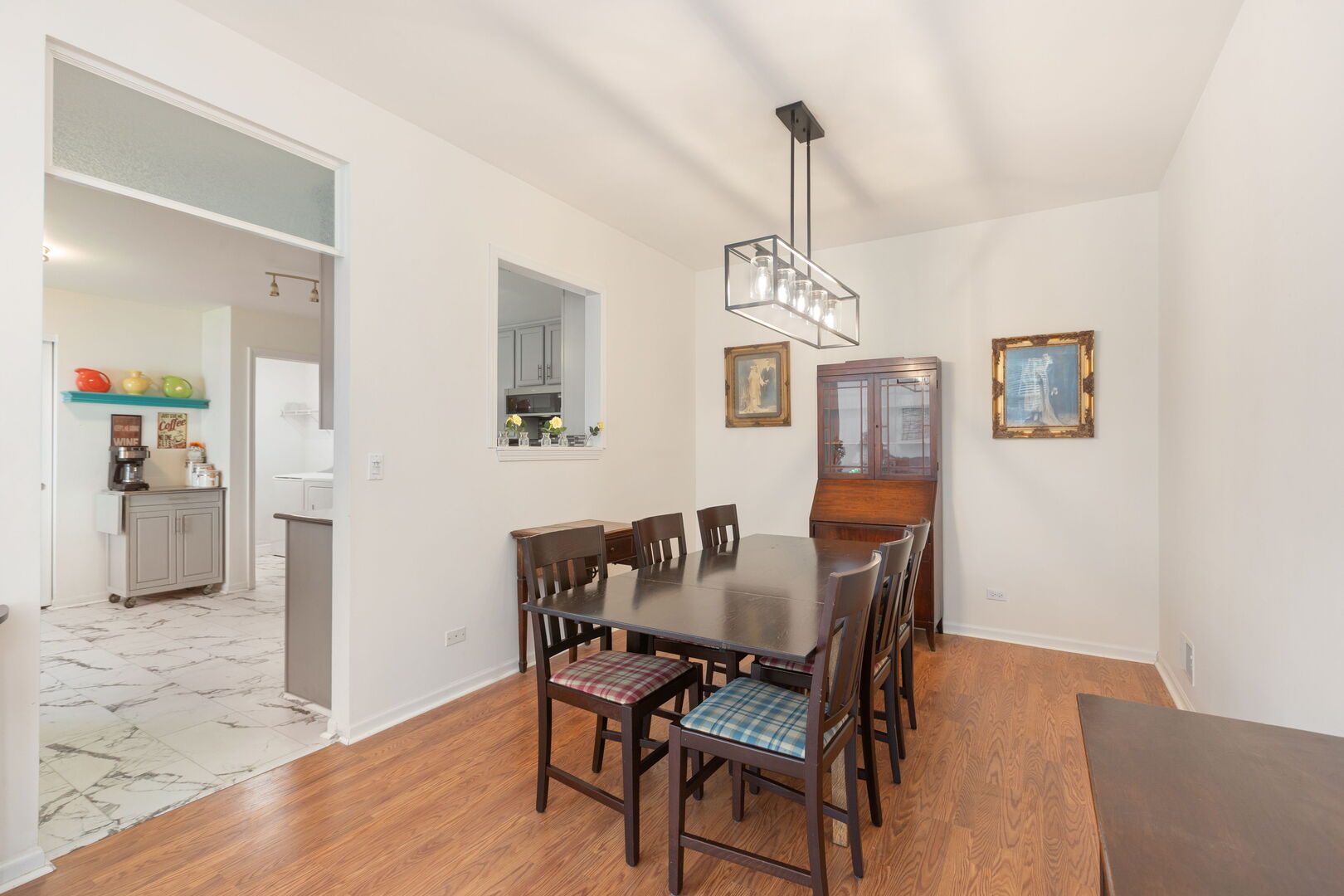 94 W Essington Drive