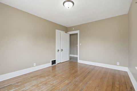 Tiny photo for 2111 MISSISSIPPI Avenue, Davenport, IA 52803 (MLS # 12680783)