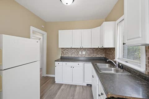 Tiny photo for 2111 MISSISSIPPI Avenue, Davenport, IA 52803 (MLS # 12680783)