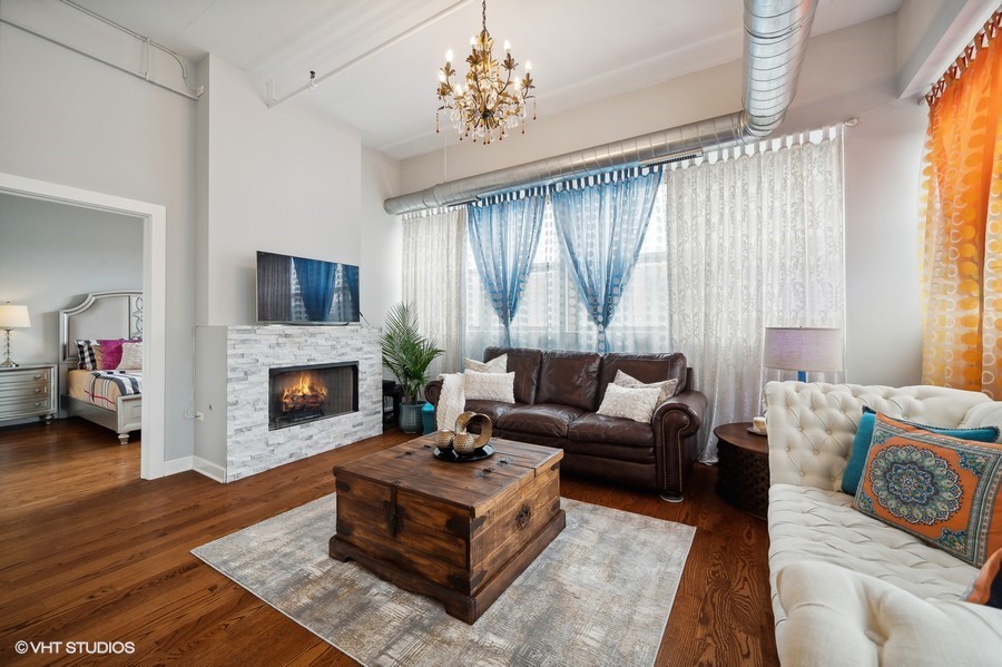 500 S Clinton Street 228