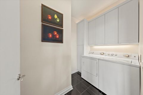 Tiny photo for 33 W Ontario Street #47E, Chicago, IL 60654 (MLS # 12462633)