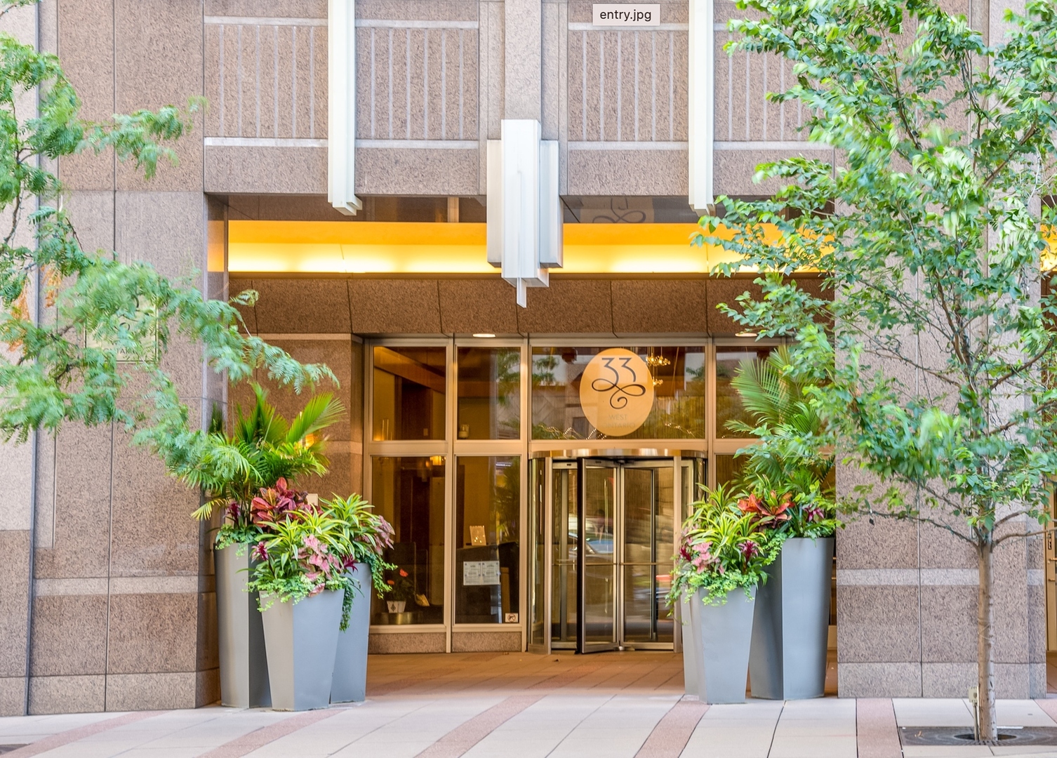 33 W Ontario Street 47E