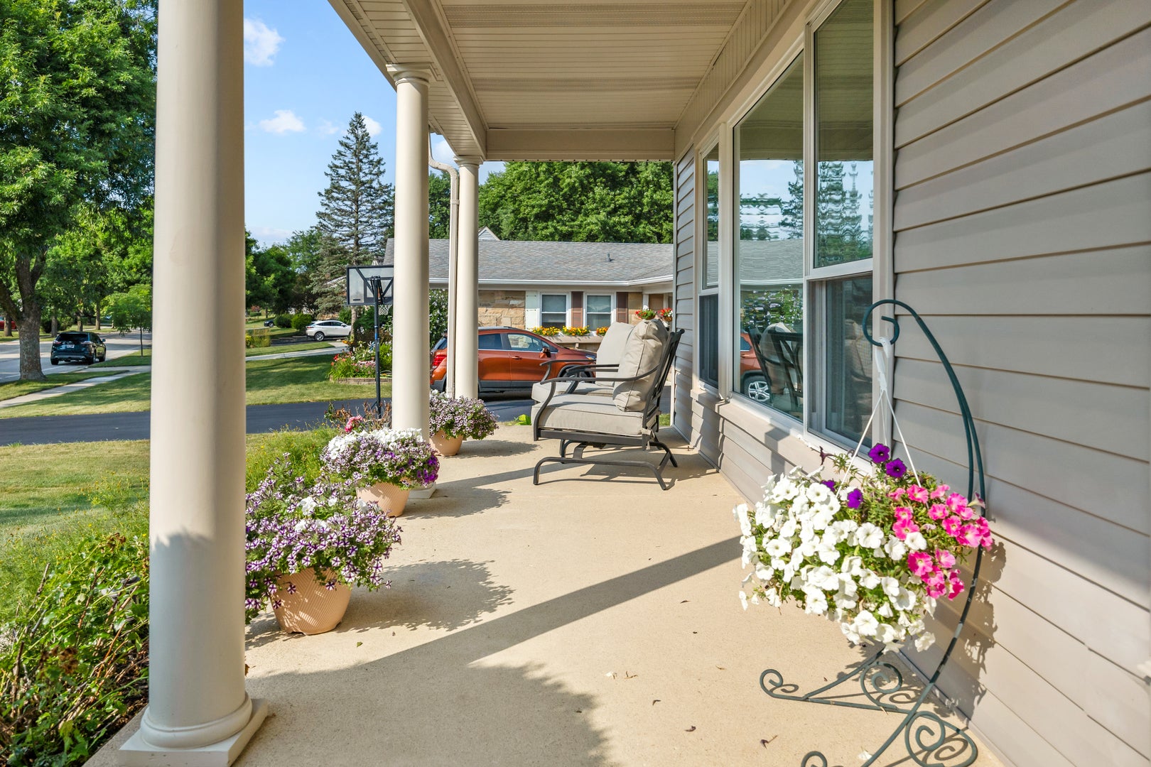 135 Cloverdale Lane