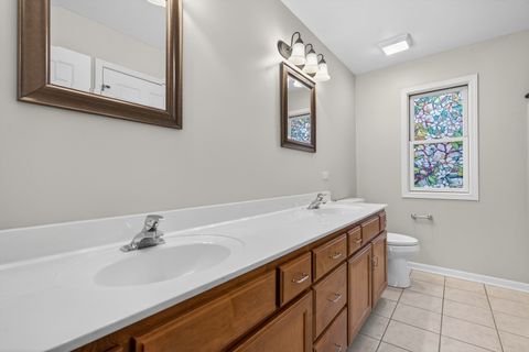 Tiny photo for 440 Lathem Street, Batavia, IL 60510 (MLS # 12519305)