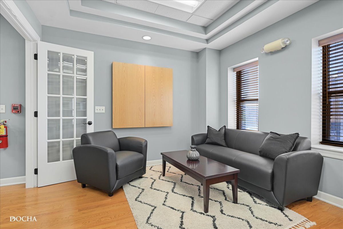 202 W Main Street 202