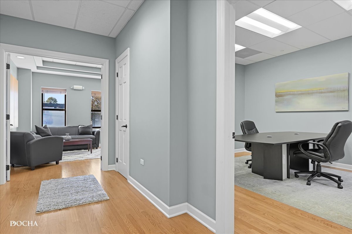 202 W Main Street 202