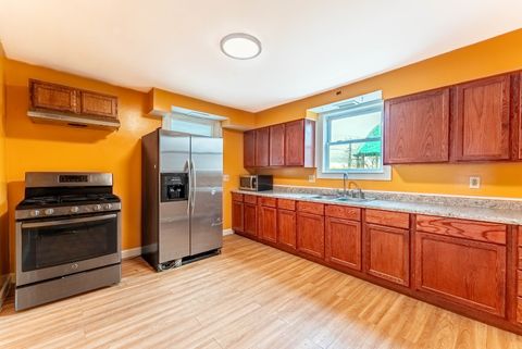 Tiny photo for 643 Wing Street, Elgin, IL 60123 (MLS # 12507688)