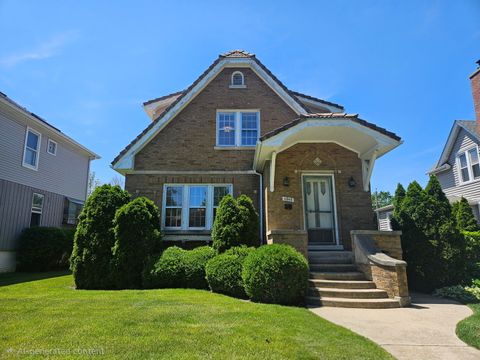 Photo of 6840 N Olcott Avenue, Chicago, IL 60631 (MLS # 12658467)