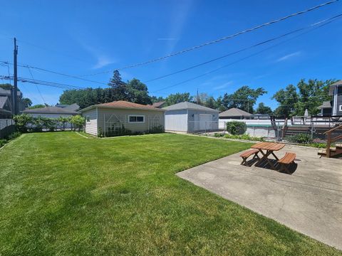 Tiny photo for 6840 N Olcott Avenue, Chicago, IL 60631 (MLS # 12658467)