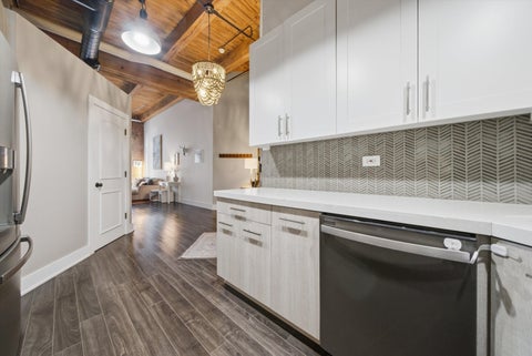 Tiny photo for 1740 N Marshfield Avenue #8, Chicago, IL 60622 (MLS # 12796080)