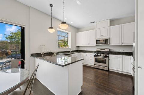 Tiny photo for 2501 N Wayne Avenue #18, Chicago, IL 60614 (MLS # 12501008)