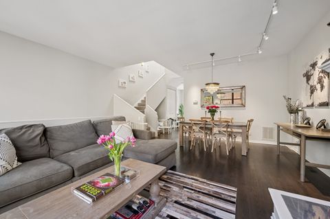 Tiny photo for 2501 N Wayne Avenue #18, Chicago, IL 60614 (MLS # 12501008)