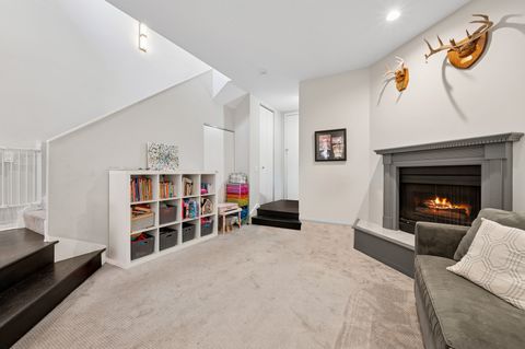 Tiny photo for 2501 N Wayne Avenue #18, Chicago, IL 60614 (MLS # 12501008)