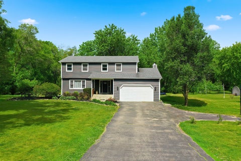 Tiny photo for 2711 Old Oak Drive, McHenry, IL 60050 (MLS # 12635981)
