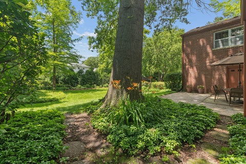 Tiny photo for 630 Perth Avenue, Flossmoor, IL 60422 (MLS # 12670461)