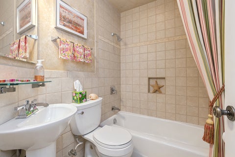 Tiny photo for 630 Perth Avenue, Flossmoor, IL 60422 (MLS # 12670461)