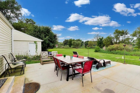 Tiny photo for 24826 W Miller Road, North Barrington, IL 60010 (MLS # 12745985)