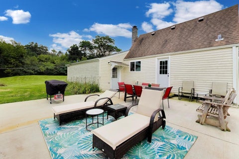 Tiny photo for 24826 W Miller Road, North Barrington, IL 60010 (MLS # 12745985)