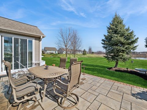 Tiny photo for 2791 Beacon Point Circle, Elgin, IL 60124 (MLS # 12593171)