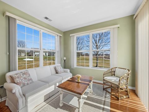 Tiny photo for 2791 Beacon Point Circle, Elgin, IL 60124 (MLS # 12593171)