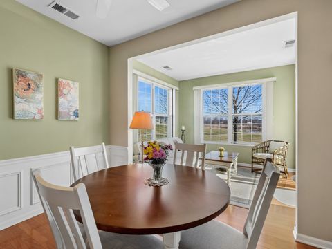 Tiny photo for 2791 Beacon Point Circle, Elgin, IL 60124 (MLS # 12593171)