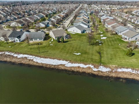 Tiny photo for 2791 Beacon Point Circle, Elgin, IL 60124 (MLS # 12593171)