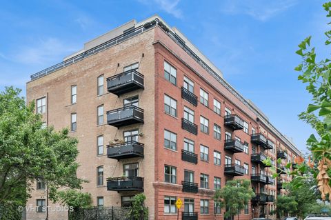 Photo of 1735 W Diversey Parkway #208, Chicago, IL 60614 (MLS # 12456628)