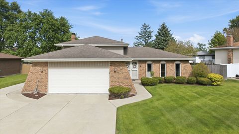 Photo of 14227 Margerita Avenue, Orland Park, IL 60462 (MLS # 12639891)