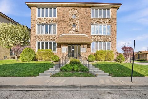 Tiny photo for 6257 S Newland Avenue #1N, Chicago, IL 60638 (MLS # 12616460)