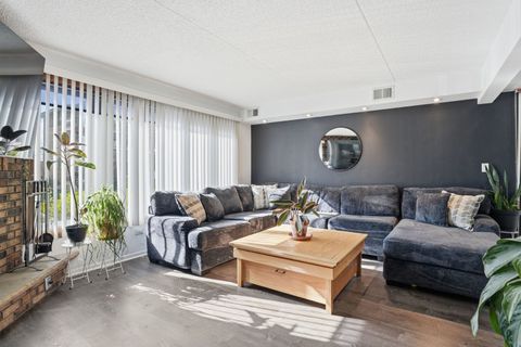 Tiny photo for 6257 S Newland Avenue #1N, Chicago, IL 60638 (MLS # 12616460)