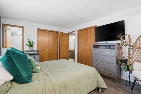 Tiny photo for 6257 S Newland Avenue #1N, Chicago, IL 60638 (MLS # 12616460)