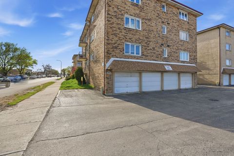 Tiny photo for 6257 S Newland Avenue #1N, Chicago, IL 60638 (MLS # 12616460)