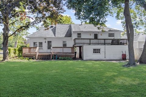Tiny photo for 108 Lincoln Avenue, Round Lake, IL 60073 (MLS # 12390417)