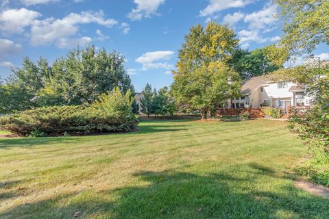 Tiny photo for 30W539 Fairway Drive, Naperville, IL 60563 (MLS # 12508124)