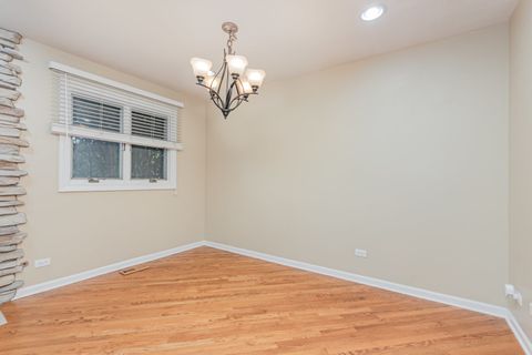 Tiny photo for 30W539 Fairway Drive, Naperville, IL 60563 (MLS # 12508124)