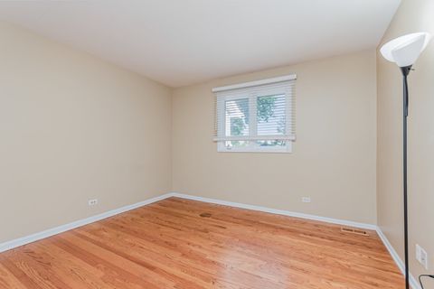 Tiny photo for 30W539 Fairway Drive, Naperville, IL 60563 (MLS # 12508124)