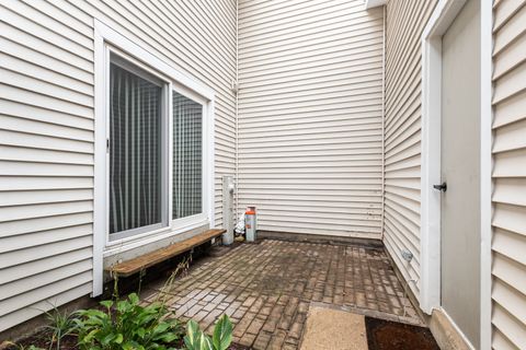 Tiny photo for 30W539 Fairway Drive, Naperville, IL 60563 (MLS # 12508124)