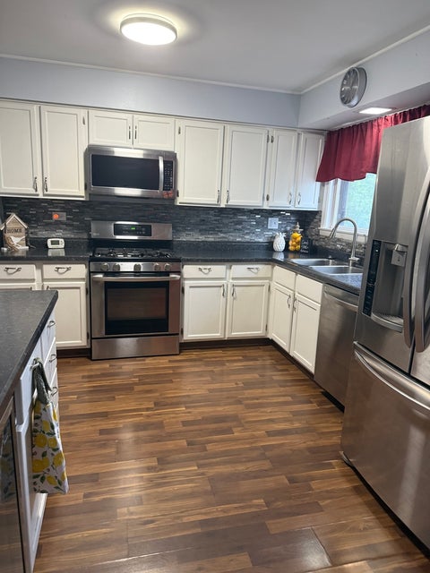 Tiny photo for 330 Shield Court, Bolingbrook, IL 60440 (MLS # 12773558)