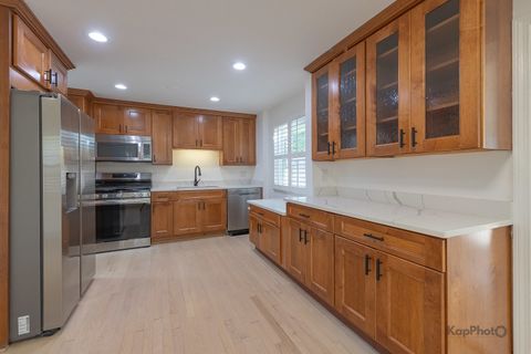 Tiny photo for 1783 Lee Street, Des Plaines, IL 60018 (MLS # 12520650)