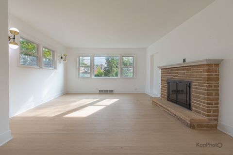 Tiny photo for 1783 Lee Street, Des Plaines, IL 60018 (MLS # 12520650)