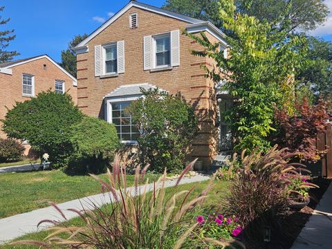 Photo of 1783 Lee Street, Des Plaines, IL 60018 (MLS # 12520650)